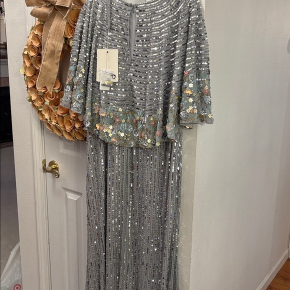 NWT Mac Duggal Silver Beaded Gown GORGEOUS - Picture 7 of 14